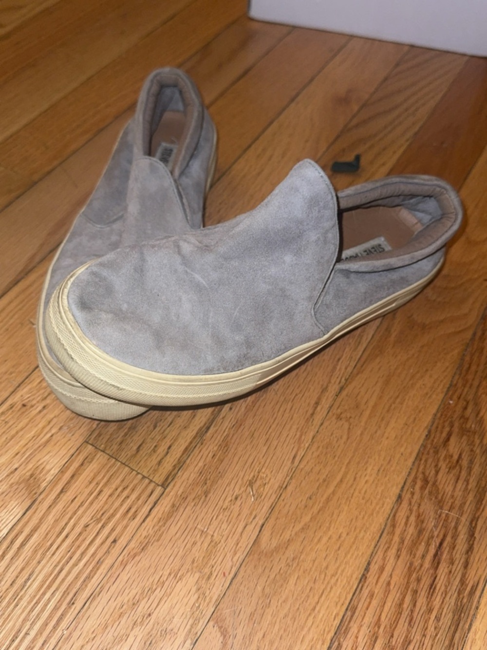 Steve Madden Slip-On Suede Flats in Light Gray with Cream Sole